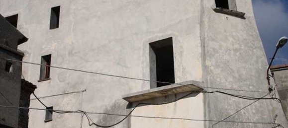 4 rooms House in Grisolia, Italy No. 164753 9