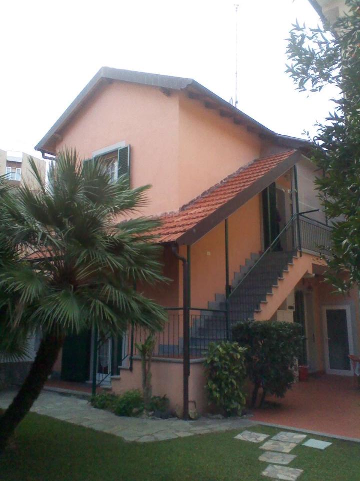 4 rooms Villa in Ceriale, Italy No. 102580