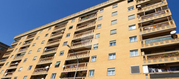 1 bedroom Apartment in Rome, Italy No. 167661 3