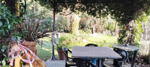 5 bedrooms Villa in Pistoia, Italy No. 220920 6