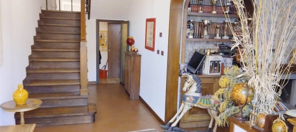 5 bedrooms Villa in Pistoia, Italy No. 220920 82