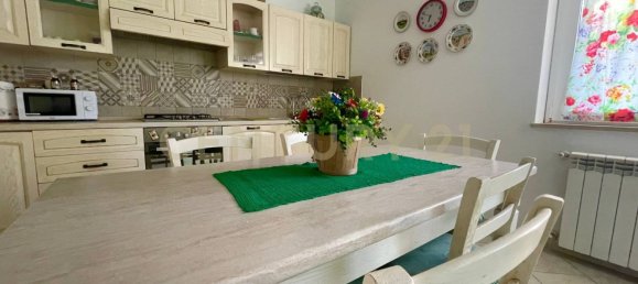 Casa de 7 habitaciónes en Orbetello, Italy No. 134774 6