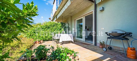 1 chambre Appartement à Solto Collina, Italy No. 285792 5