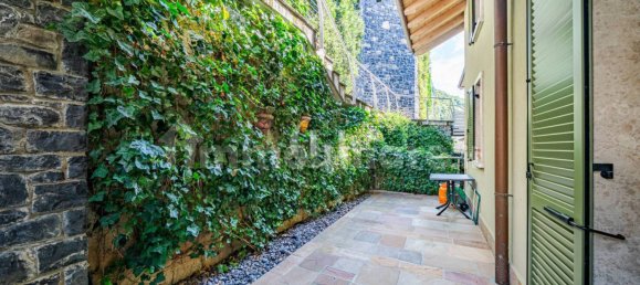 1 chambre Appartement à Solto Collina, Italy No. 285792 12