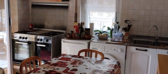 3-salle Appartement à Ventimiglia, Italy No. 202124 3