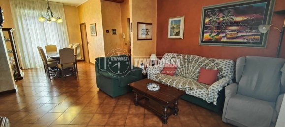 Apartamento T3 em Paderno Dugnano, Italy N.º 380432 12