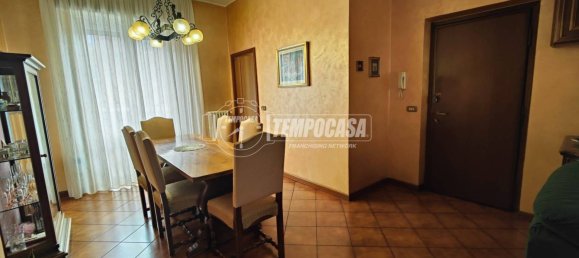 Apartamento T3 em Paderno Dugnano, Italy N.º 380432 3
