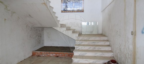 4679m² Warehouse in Sangalhos, Portugal No. 19267 15