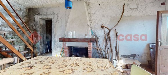 3 rooms House in Bagni di Lucca, Italy No. 235345 5