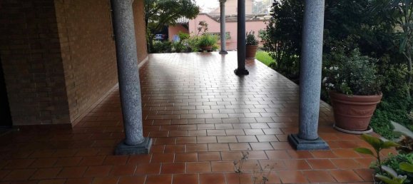 11-Zimmer Villa in Muggiò, Italy, Nr. 4137 2