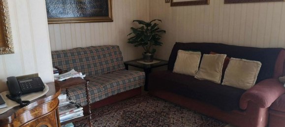 11-Zimmer Villa in Muggiò, Italy, Nr. 4137 35