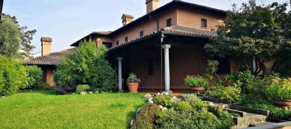 11-Zimmer Villa in Muggiò, Italy, Nr. 4137 25