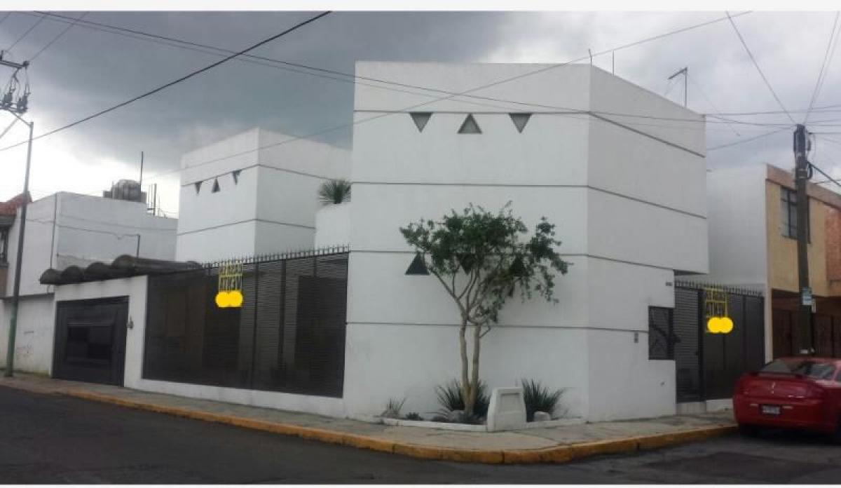 3 bedrooms House in Puebla, Mexico No. 148265