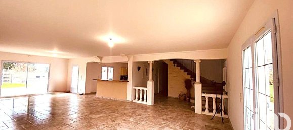 5 chambres Maison à Le Subdray, France No. 53510 10