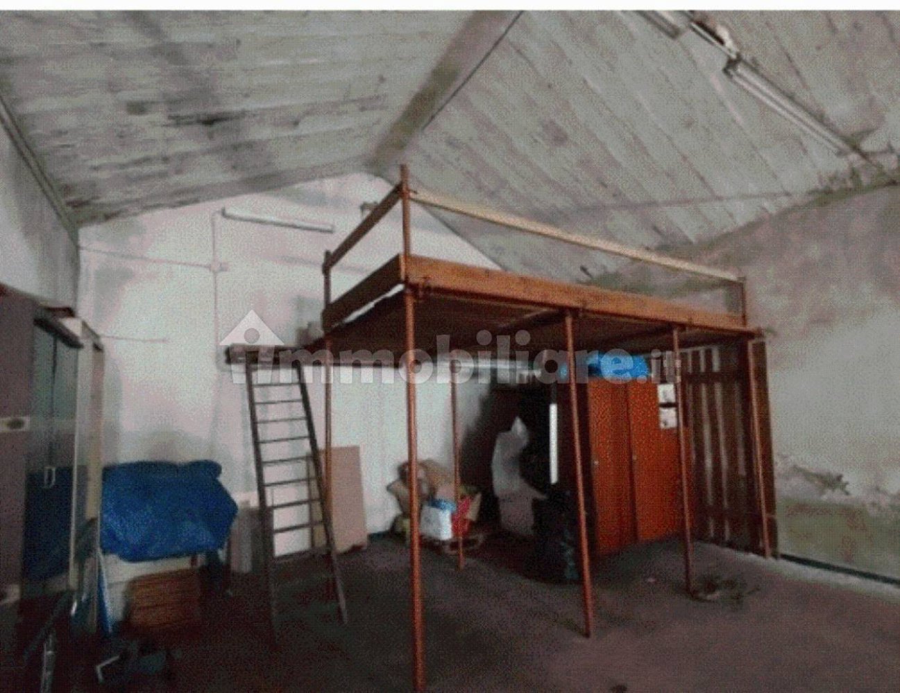 1 room Warehouse in Civitanova Marche, Italy No. 100797