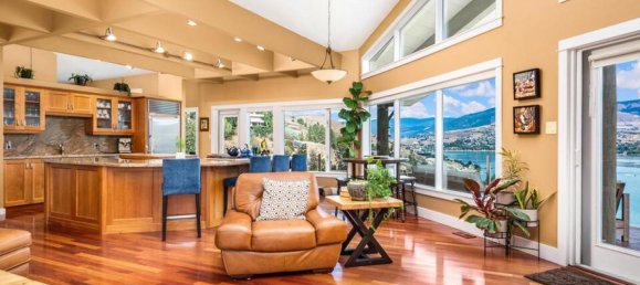 3 bedrooms House in British Columbia, Canada No. 1115 7