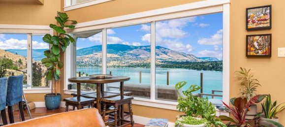 3 bedrooms House in British Columbia, Canada No. 1115 6