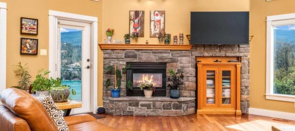 3 bedrooms House in British Columbia, Canada No. 1115 3