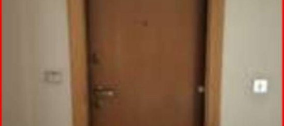 4-salle Appartement à Monza, Italy No. 3763 5