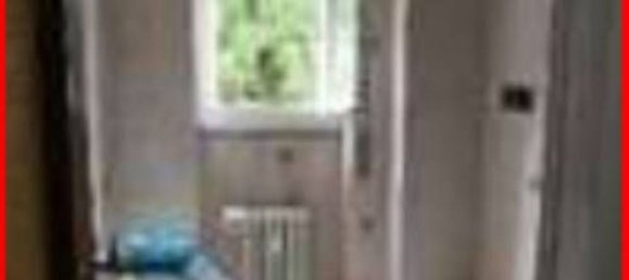 4-salle Appartement à Monza, Italy No. 3763 8