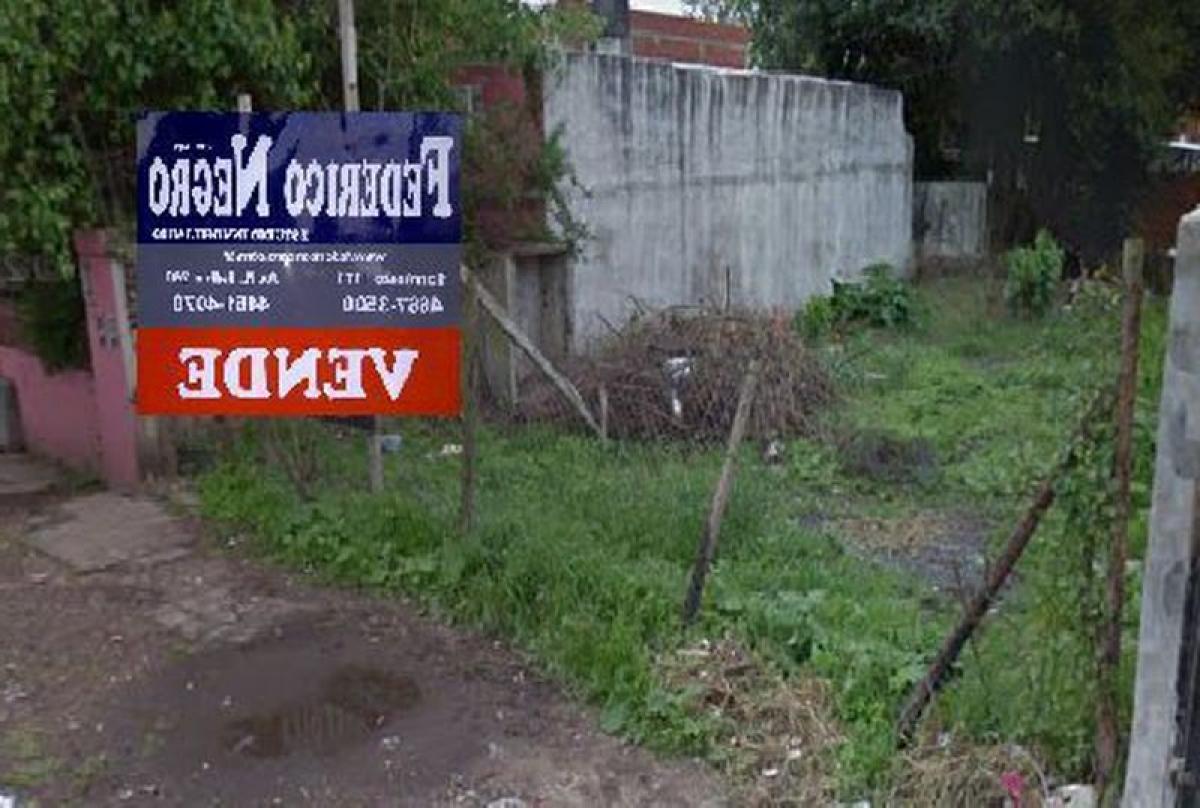  Land in San Miguel, Argentina No. 42048