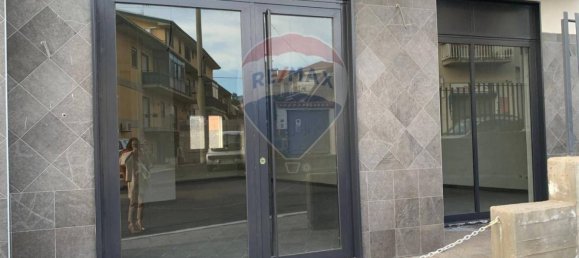 1غرفة عقار تجاري في Camporotondo Etneo, Italy رقم 55183 8