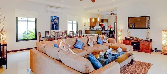 7 bedrooms House for sale in Nai Harn Beach, Phuket, Southern Thailand, Thailand № 60530 4