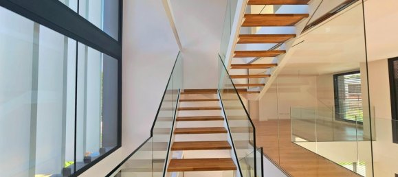 5 bedrooms House in Gava, Spain No. 73269 7