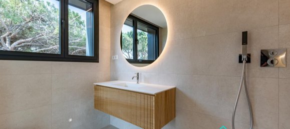 5 bedrooms House in Gava, Spain No. 73269 42