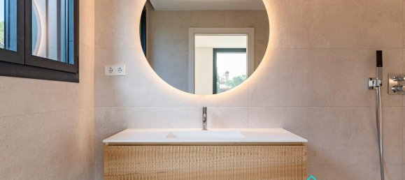 5 bedrooms House in Gava, Spain No. 73269 41