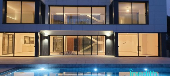 5 bedrooms House in Gava, Spain No. 73269 4