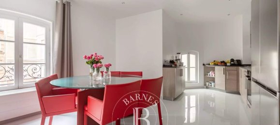 3 bedrooms Duplex in Paris, France No. 188356 10