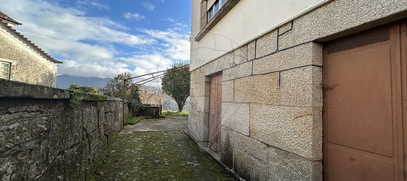 Casa de 3 dormitorios en Oliveira do Hospital, Portugal No. 33885 24