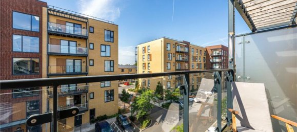 1 bedroom Apartment in Grove Park, United Kingdom No. 7859 12