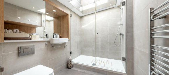 1 bedroom Apartment in Grove Park, United Kingdom No. 7859 9