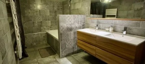 3 Schlafzimmer Doppelhaus in Villefranche-sur-Saone, France, Nr. 335283 9