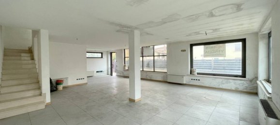 Oficina de 3 habitaciónes en Castel Mella, Italy No. 109609 7