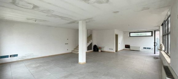 Oficina de 3 habitaciónes en Castel Mella, Italy No. 109609 8