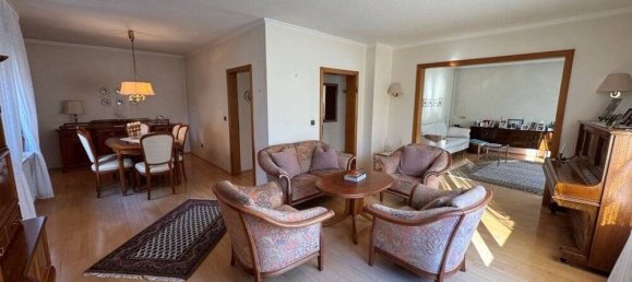 Casa de 4 habitaciónes en Essen, Germany No. 20709 16