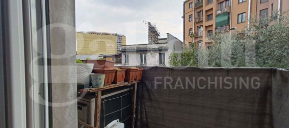 1 bedroom Apartment in Milan, Italy No. 363235 6