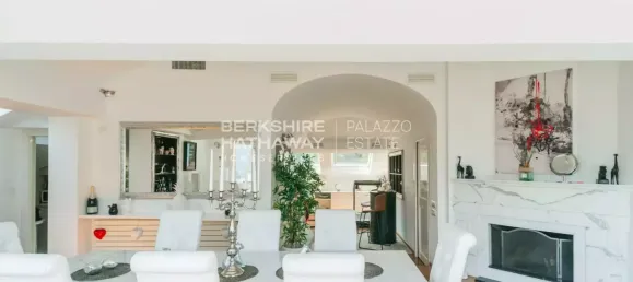 2 bedrooms Villa in Como, Italy No. 319875 8