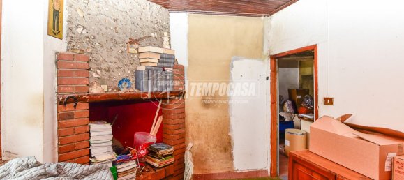 2 bedrooms Apartment in Sormano, Italy No. 198767 2