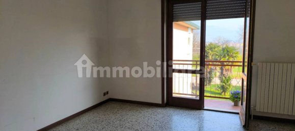 2 Schlafzimmer Wohnung in Merone, Italy, Nr. 220727 28