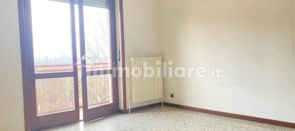 2 Schlafzimmer Wohnung in Merone, Italy, Nr. 220727 8
