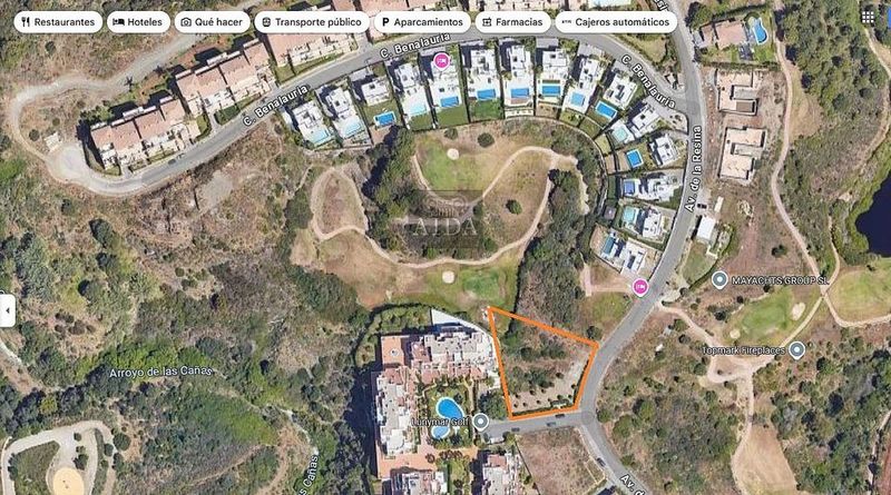 Земельный участок 1216м² в Эстепона, Испания № 228602