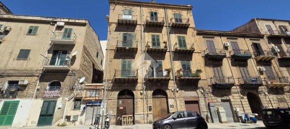 3 bedrooms Apartment in Palermo, Italy No. 264010 10