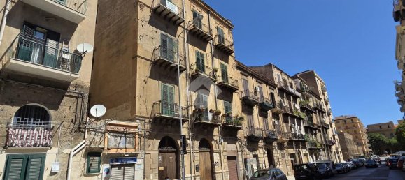 3 bedrooms Apartment in Palermo, Italy No. 264010 8