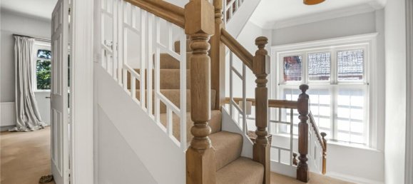 5 bedrooms House in Whetstone, United Kingdom No. 6677 28