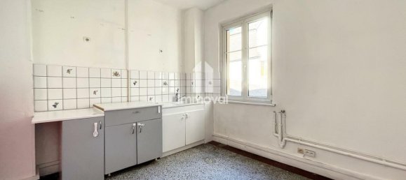 Здание с 4 комнатами в Шильтигхайм, Франция № 233051 3