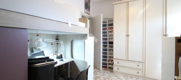 2 غرف نوم شقة في Garbagnate Milanese, Italy رقم 323731 30